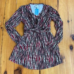Japanese Weekend brand maternity twist front top, NWT, size M